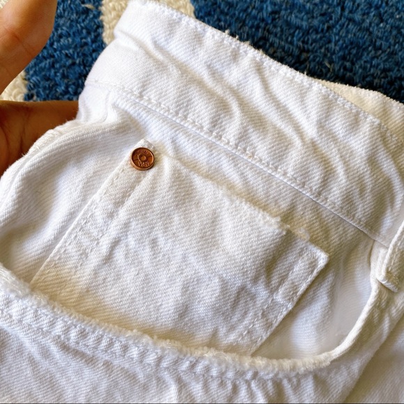 🐚 ZARA PLUS WHITE DISTRESSED HIGH WAIST DENIM SHORTS! - Picture 7 of 10